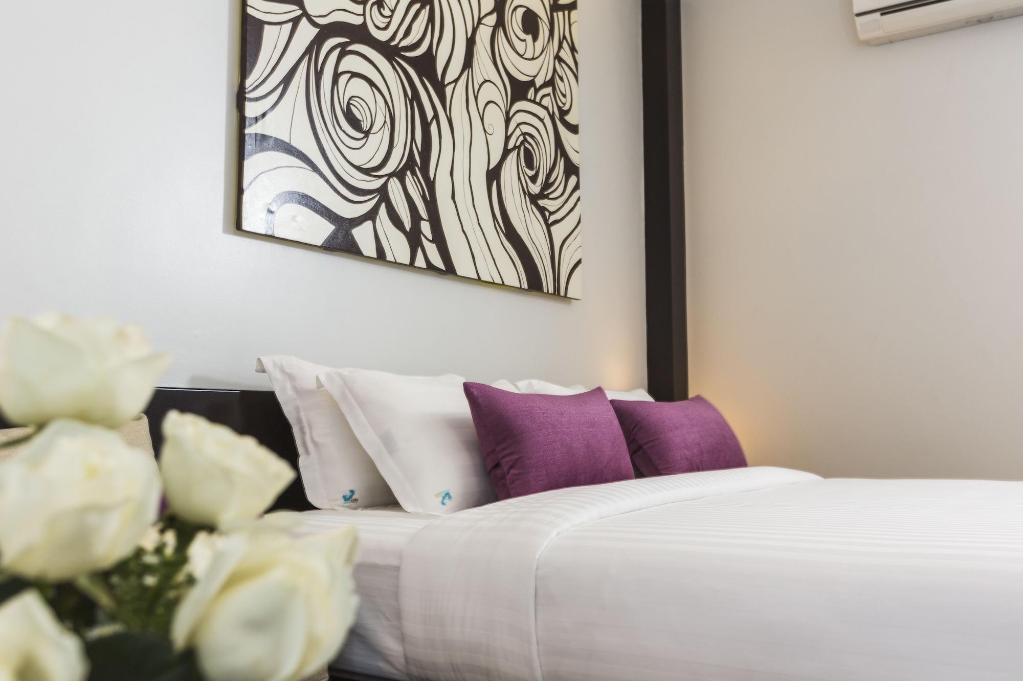 Apsor Palace Hotel Phnom Penh Esterno foto